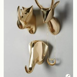 ISO Anthropologie gleaming safari bust